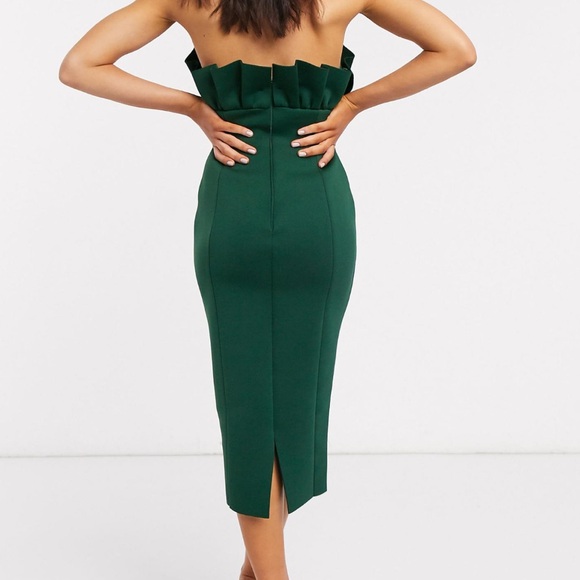 Green formal dress size 2 - Picture 1 of 4